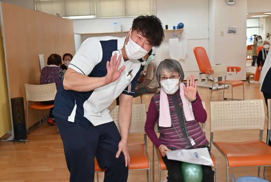 新規オープンのデイサービス きたえるーむ名古屋志賀公園介護職員